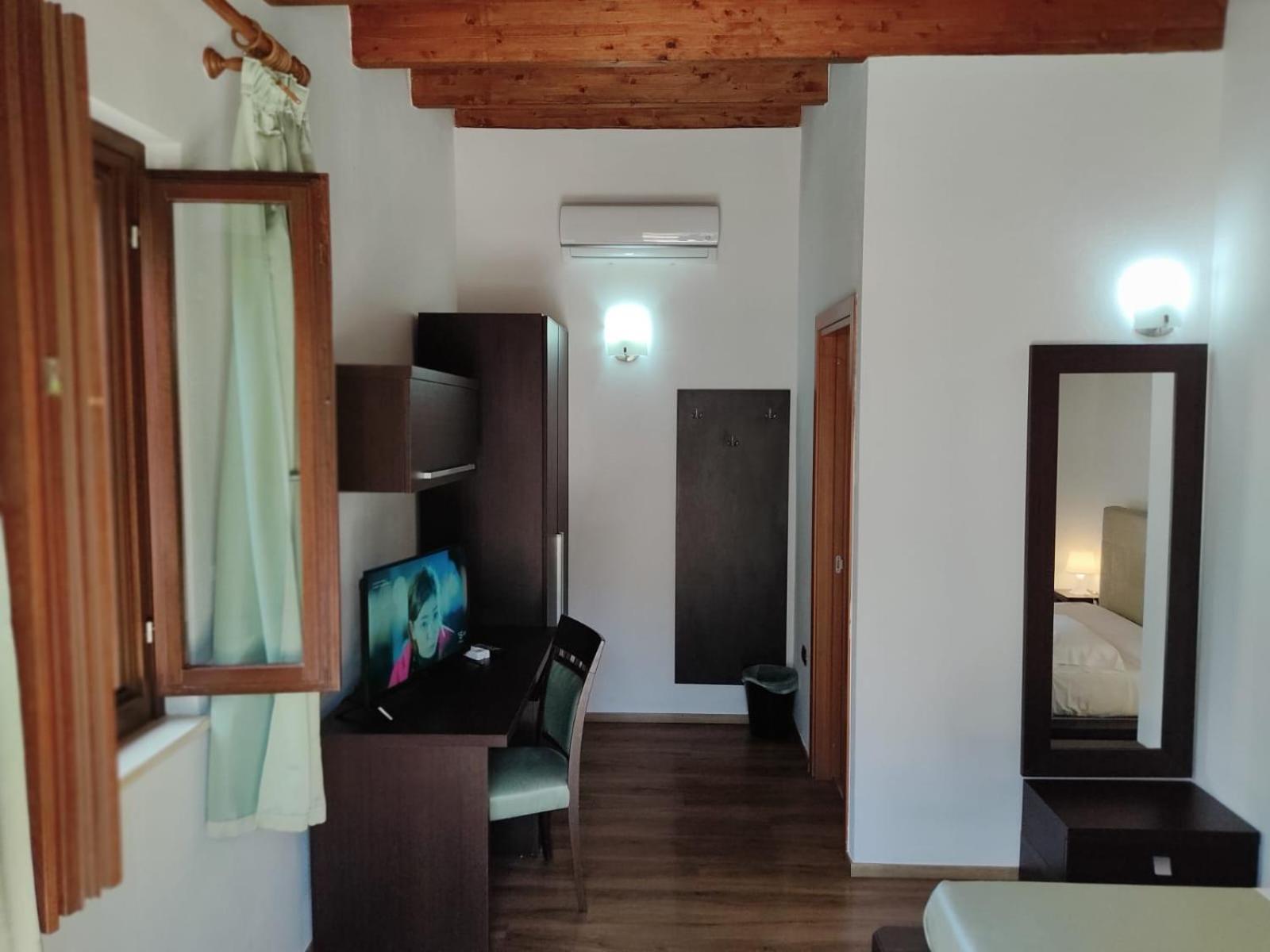 Maglioferro Residence Corato Luaran gambar